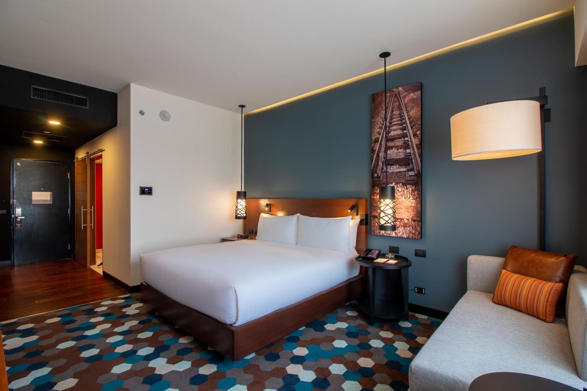 Doubletree By Hilton Celaya Celaya  Exterior photo